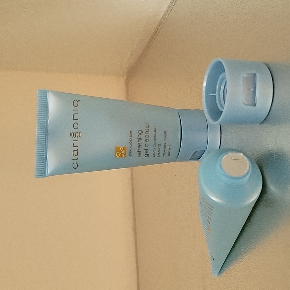 New clarisonic Refreshing Gel Cleanser - Normal/Dry Skin, 1 oz Travel Size